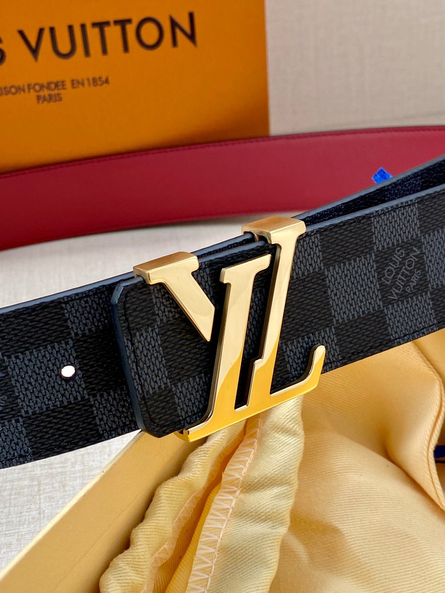 Vl - Luxury LUV BELTS 021