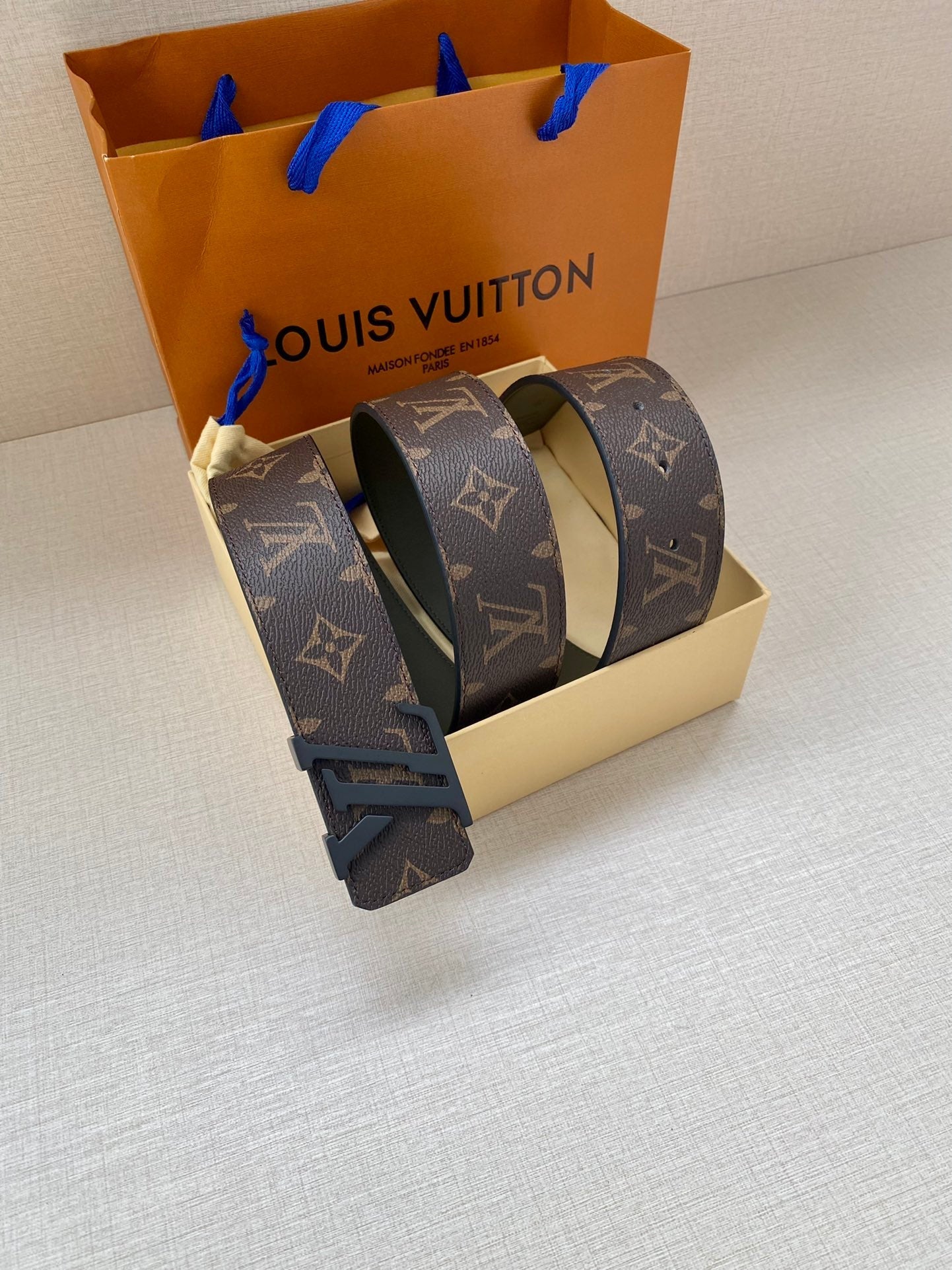 Vl - Luxury LUV BELTS 020