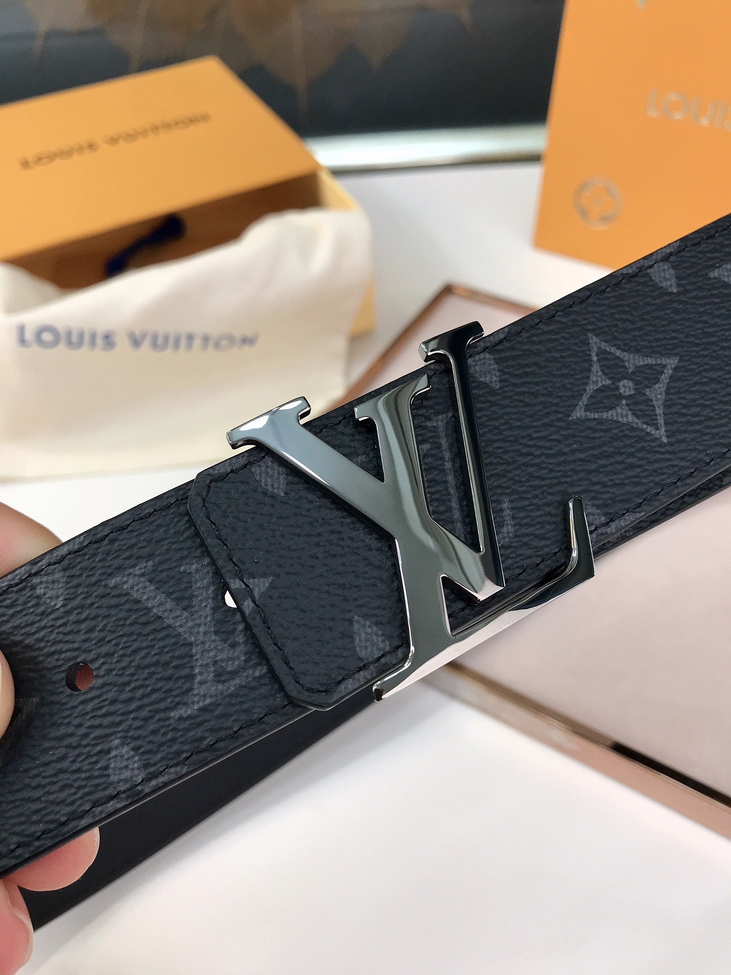 Vl - Luxury LUV BELTS 003