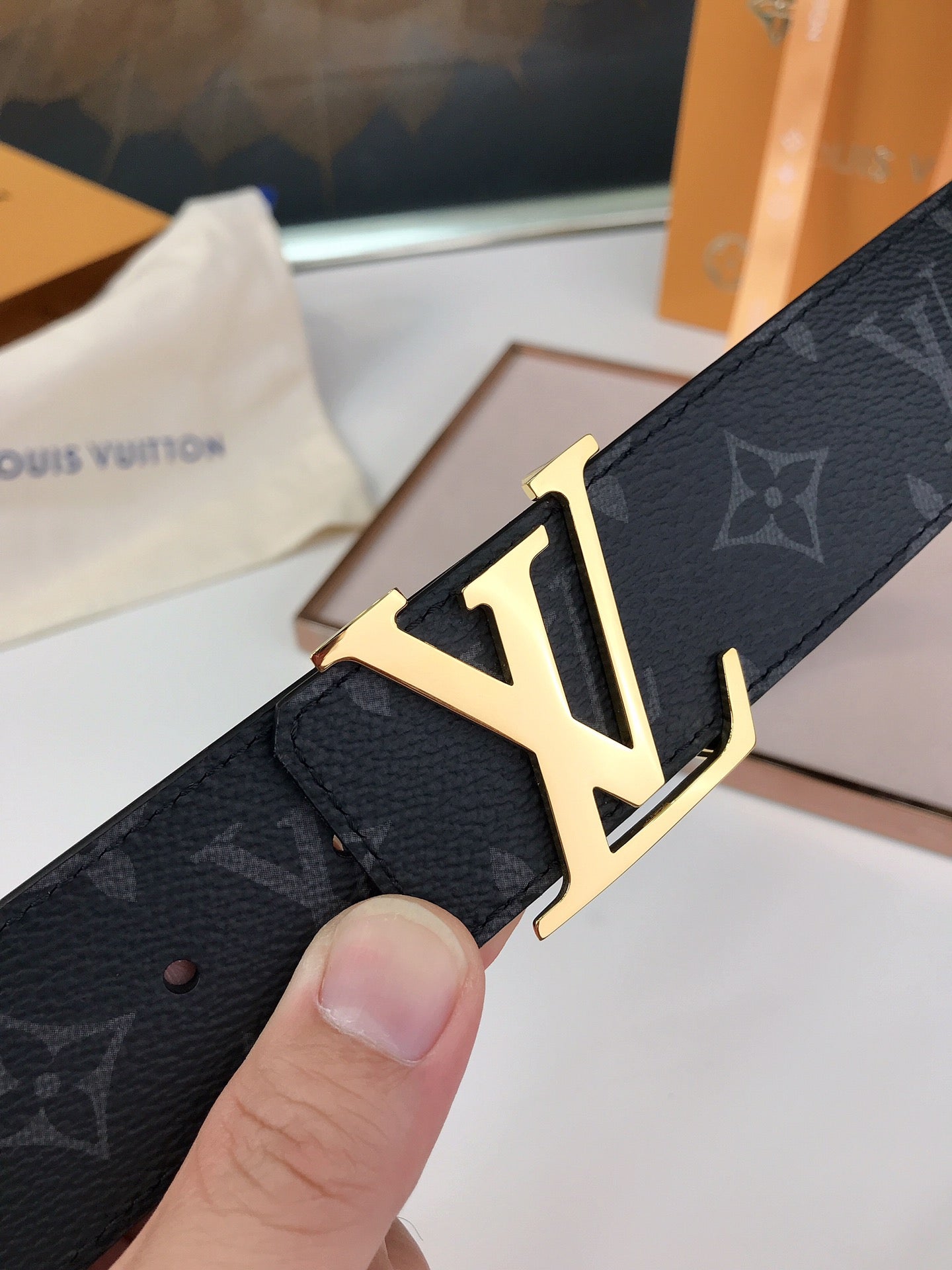 Vl - Luxury LUV BELTS 001