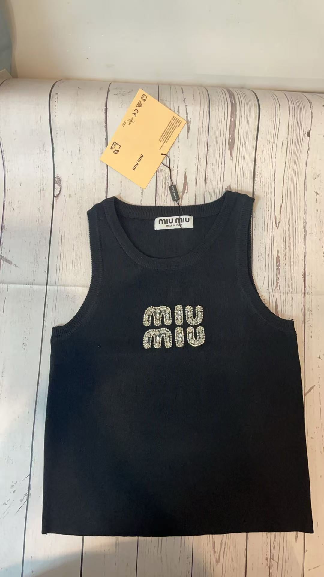 Luxury Fashion miu tops M29