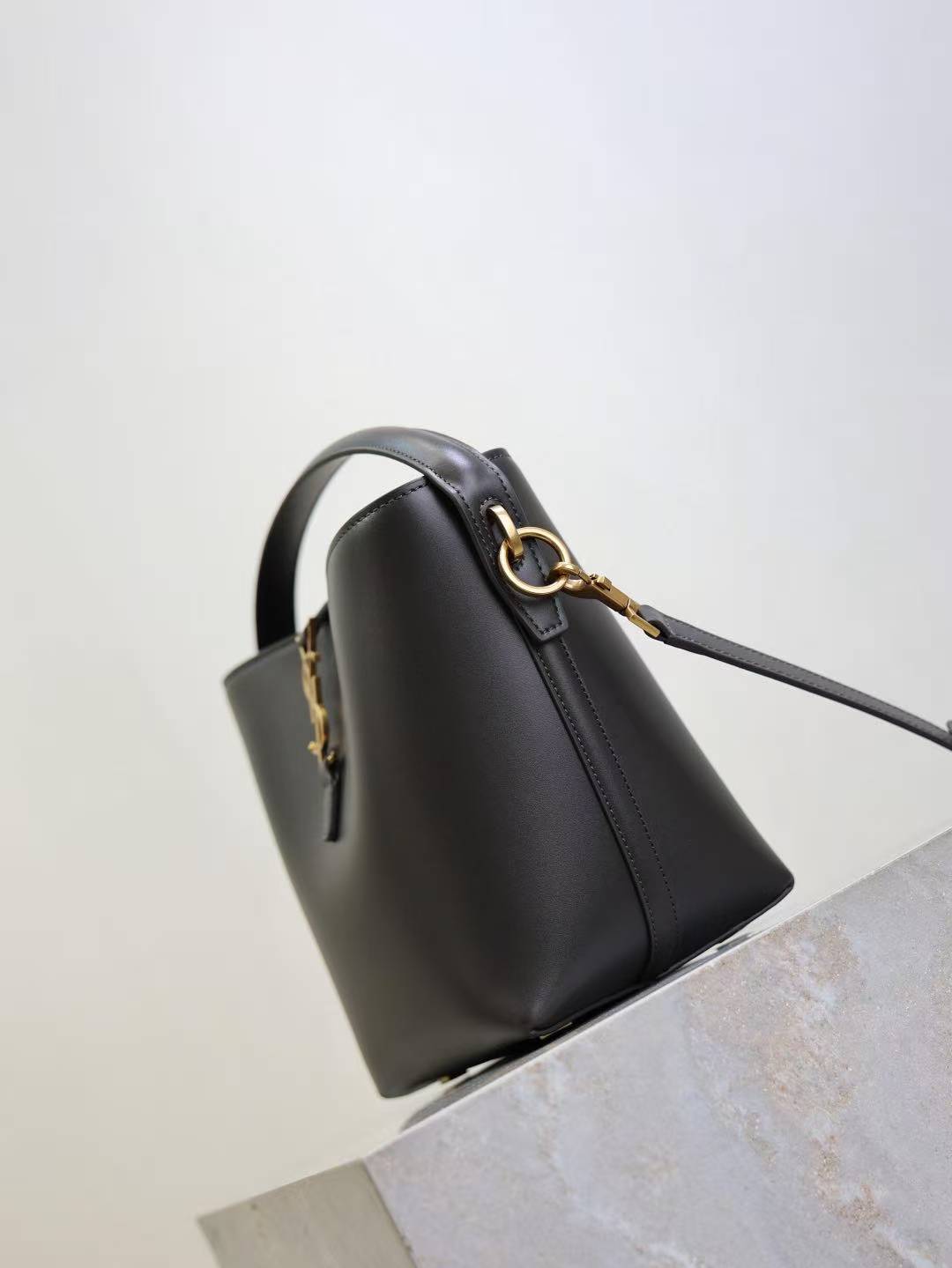 Luxury Edition Bags FEI