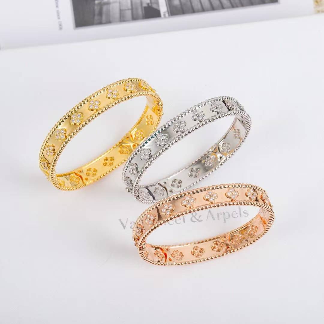 Customized luxury accessories