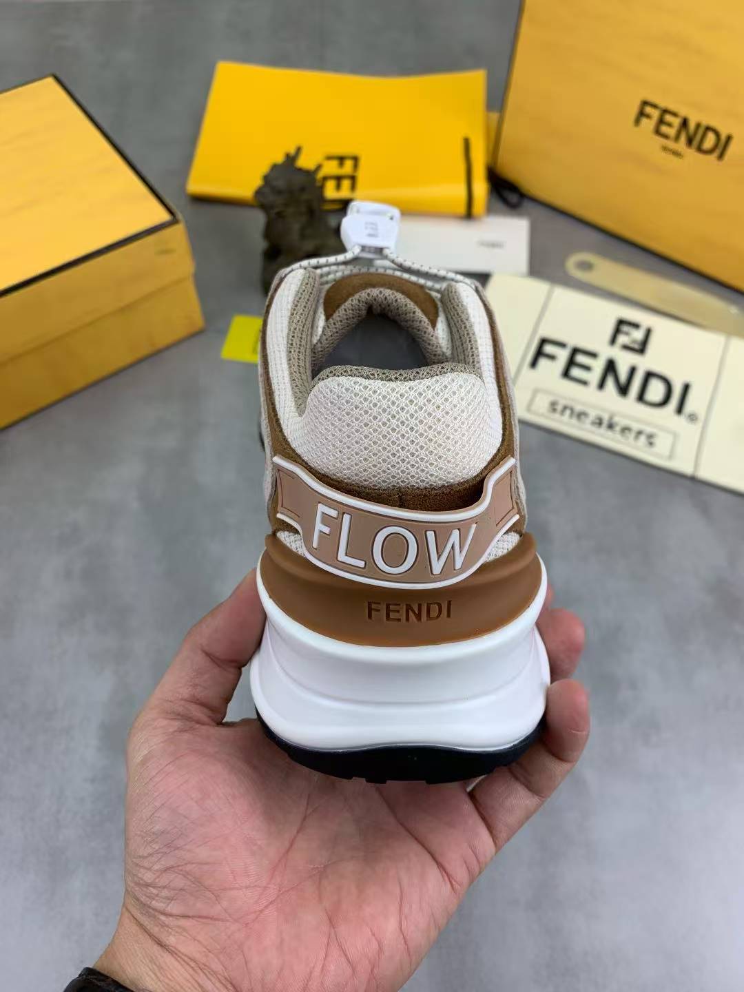 Luxury Edition Bags FEI sneaker