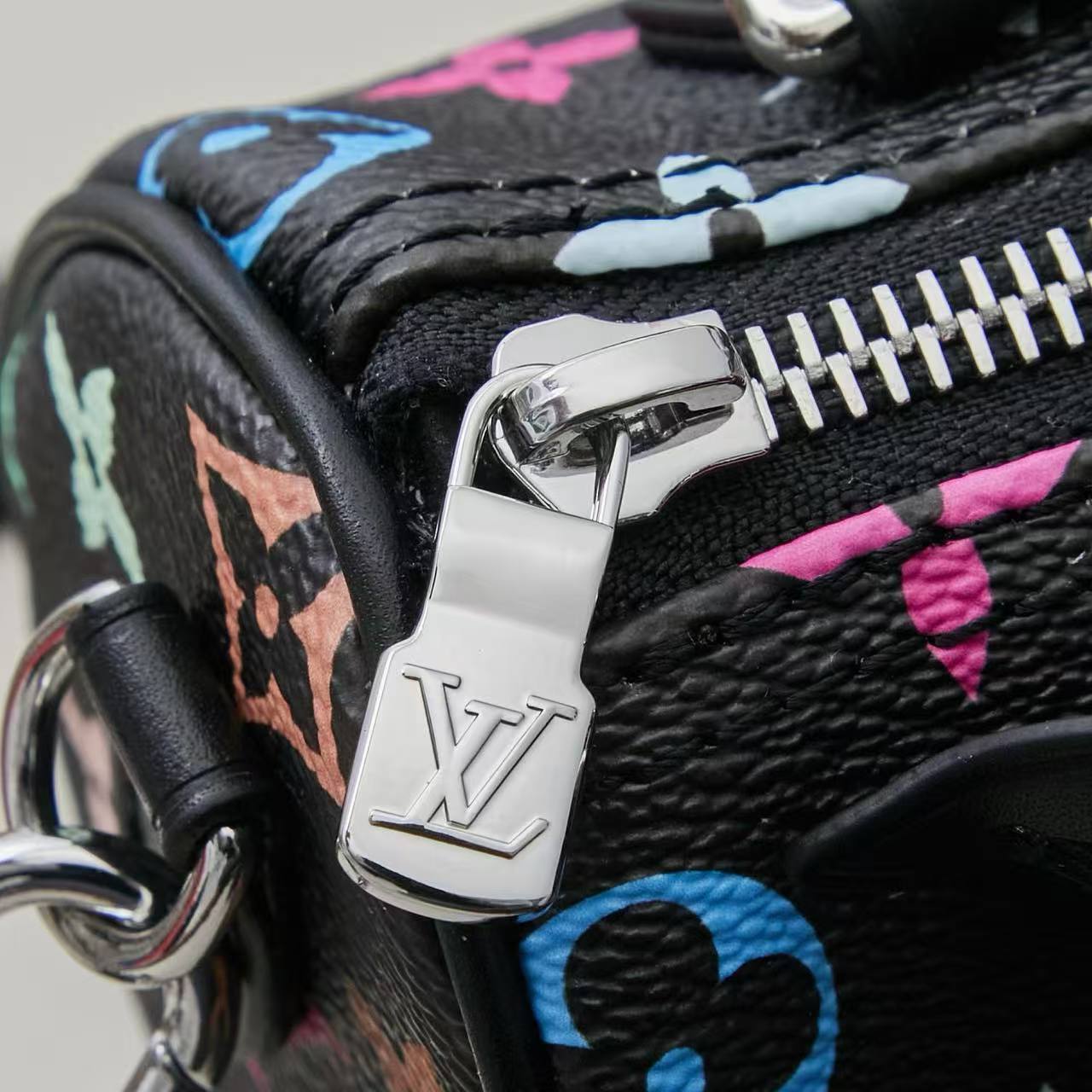 Luxury Edition Bags LUV Luxury Edition Bags LUV