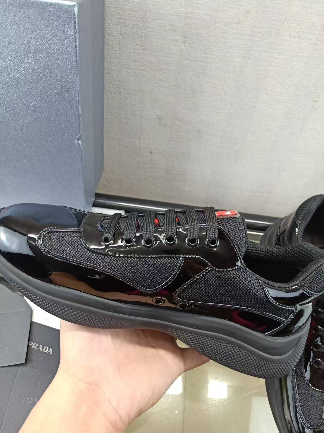 Customized luxury accessories Luxury MEN shoes