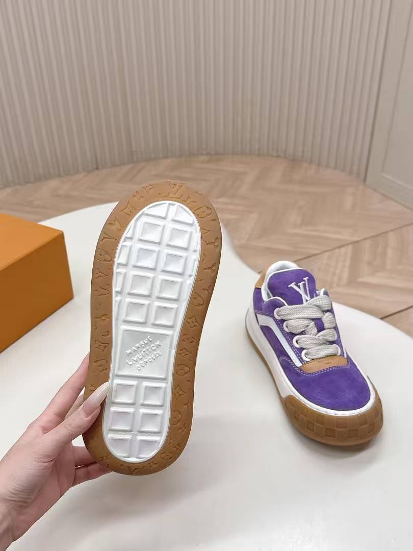 sneaker shoes Luxurious casual shoes