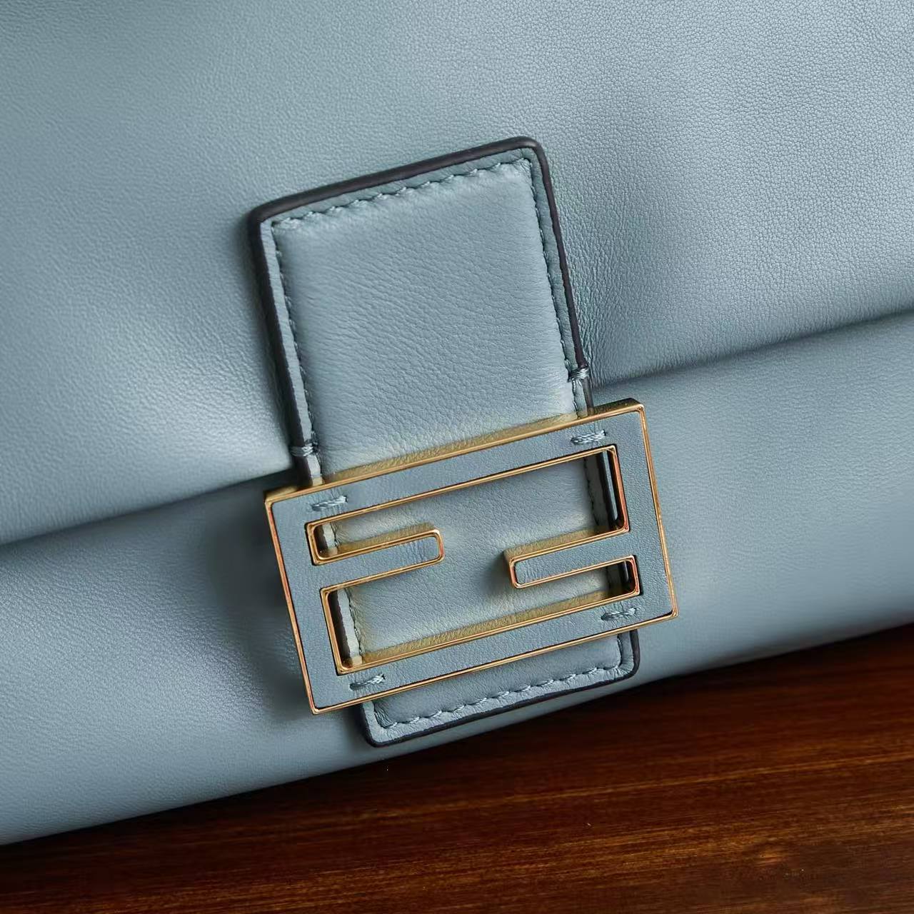 Luxury  Bags Mi Customized high-end handbags