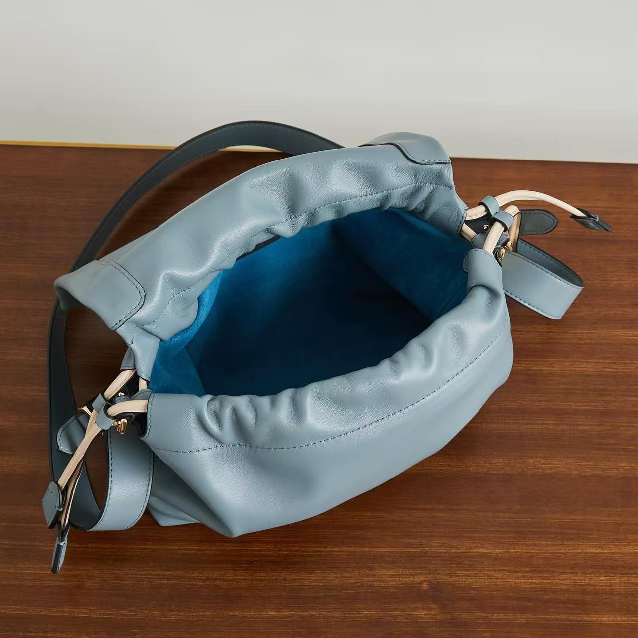 Luxury  Bags Mi Customized high-end handbags