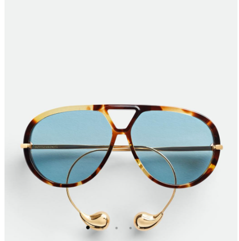 Customized luxury accessories