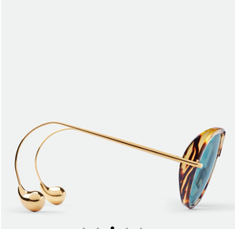 Customized luxury accessories