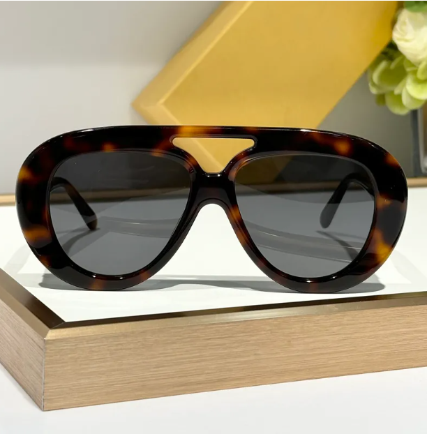 Customized luxury accessories