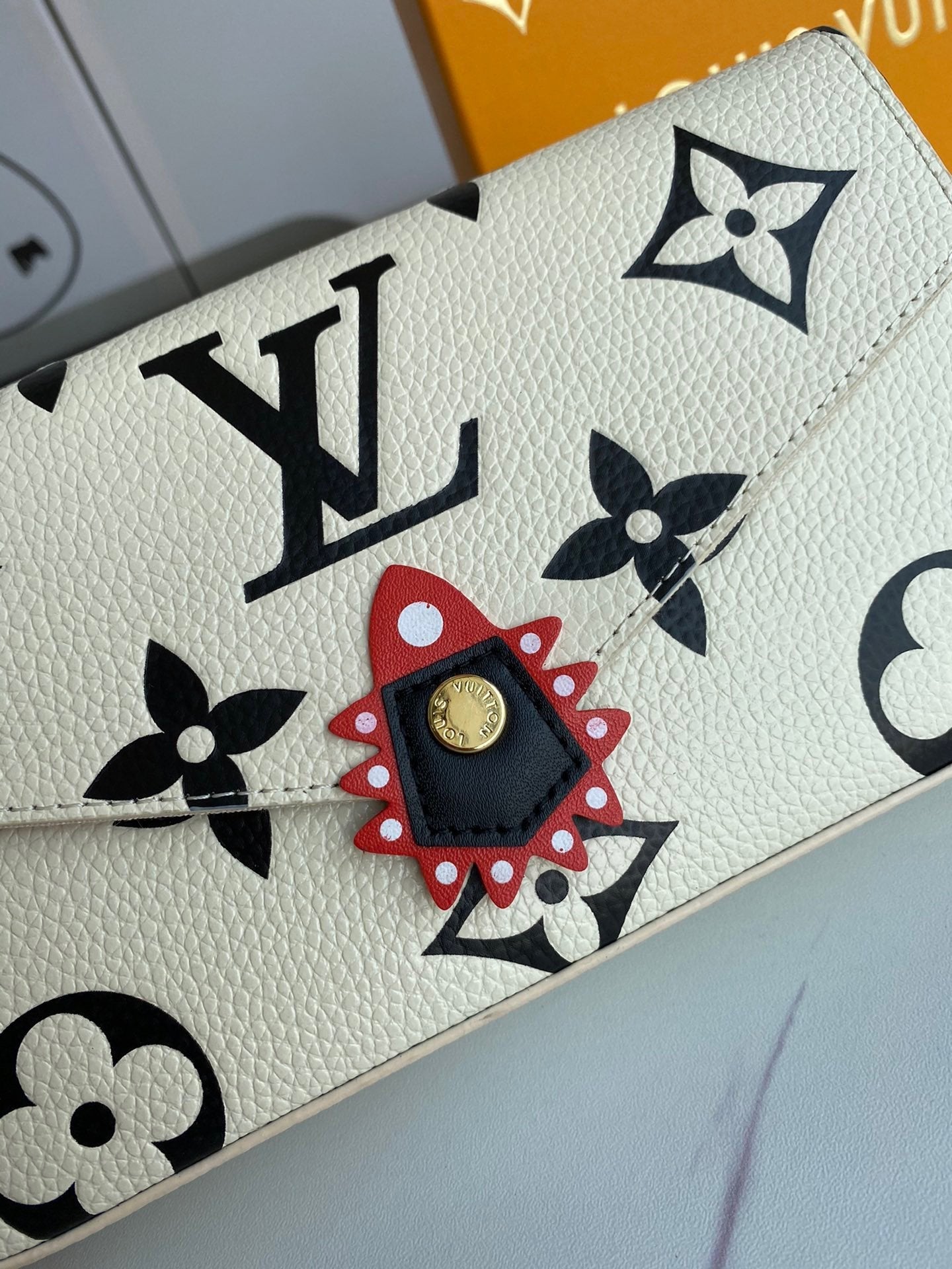 VL - Luxury Edition Bags LUV 033