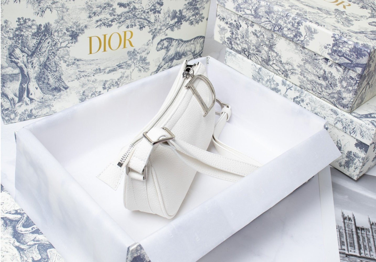 VL - Luxury Edition Bags DIR 110