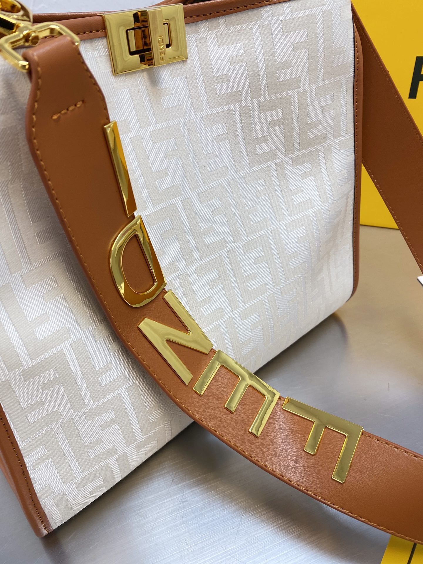VL - Luxury Edition Bags FEI 140