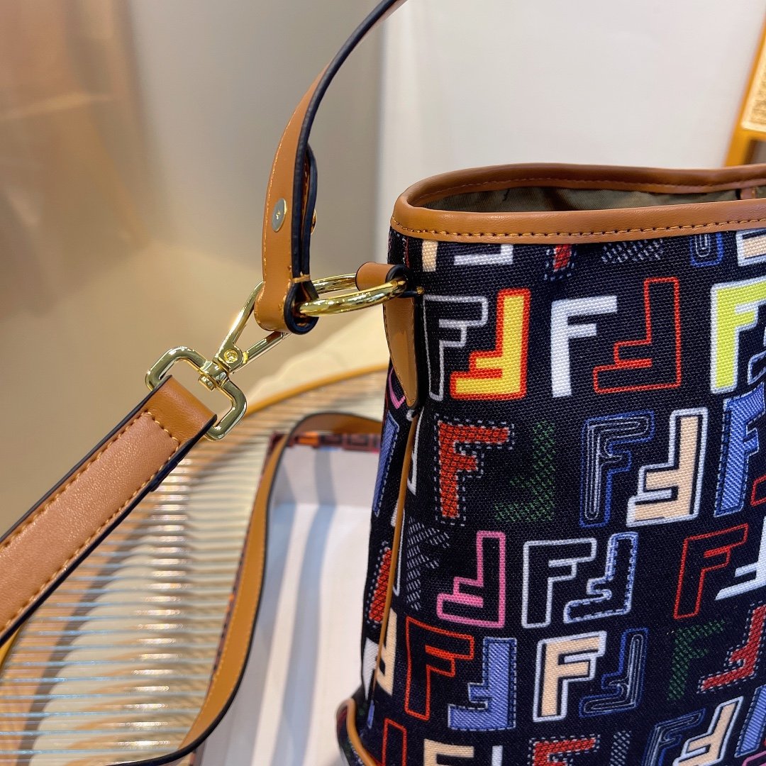 VL - Luxury Edition Bags FEI 194