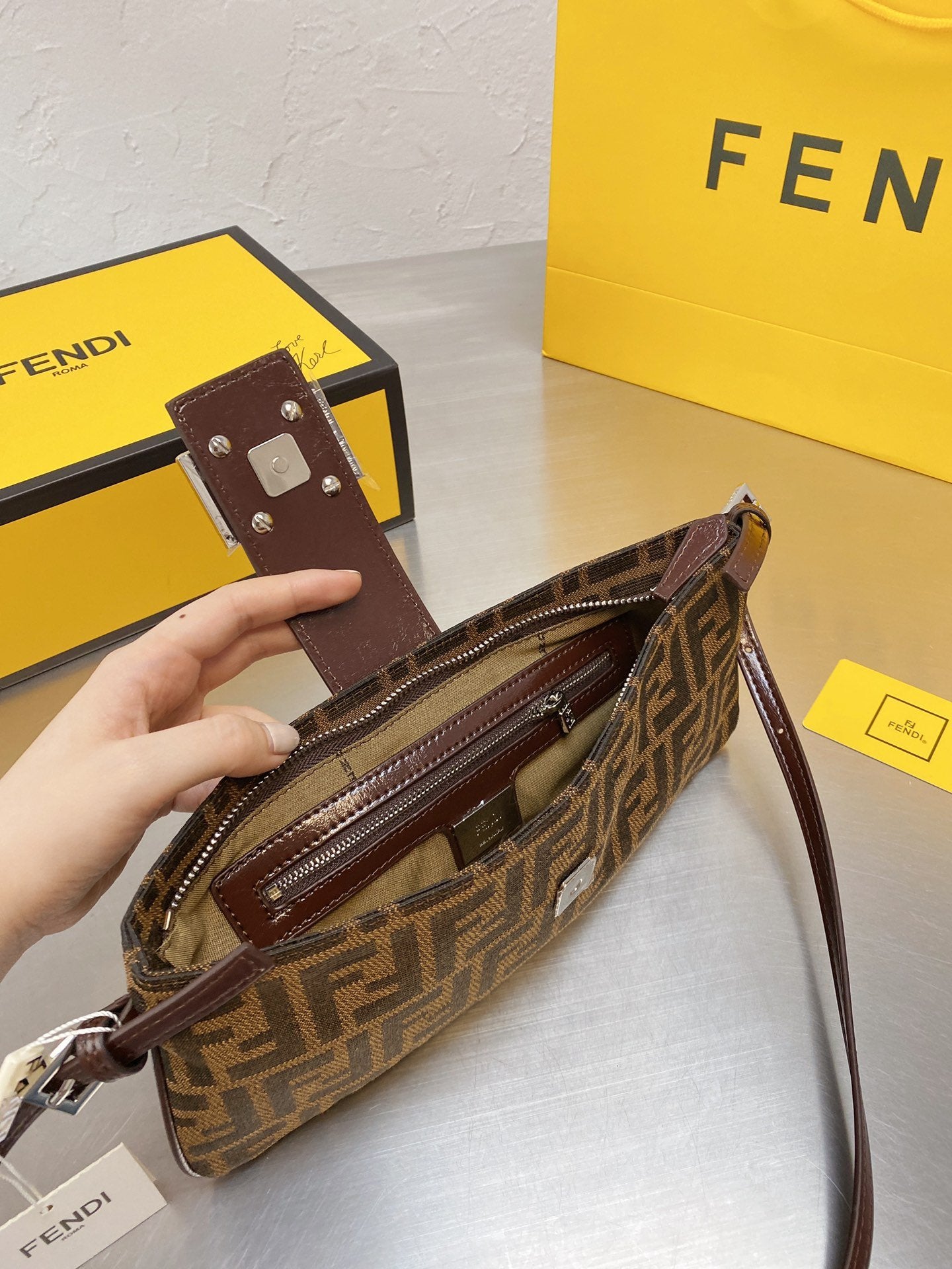 VL - Luxury Edition Bags FEI 113